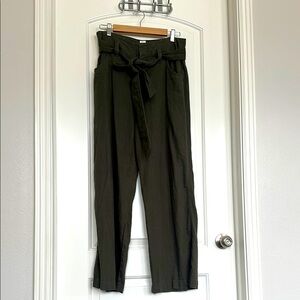 Dark Green High-Waisted Pants with Belt